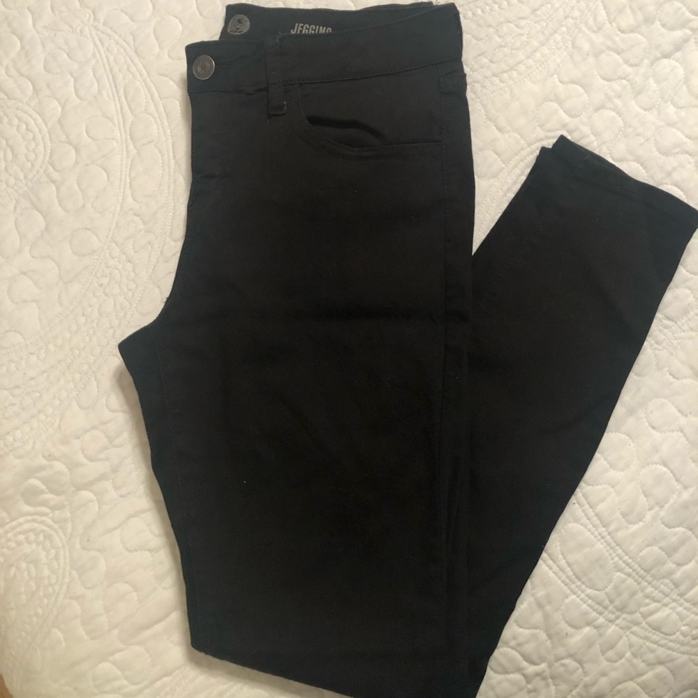 Black skinny jeans
